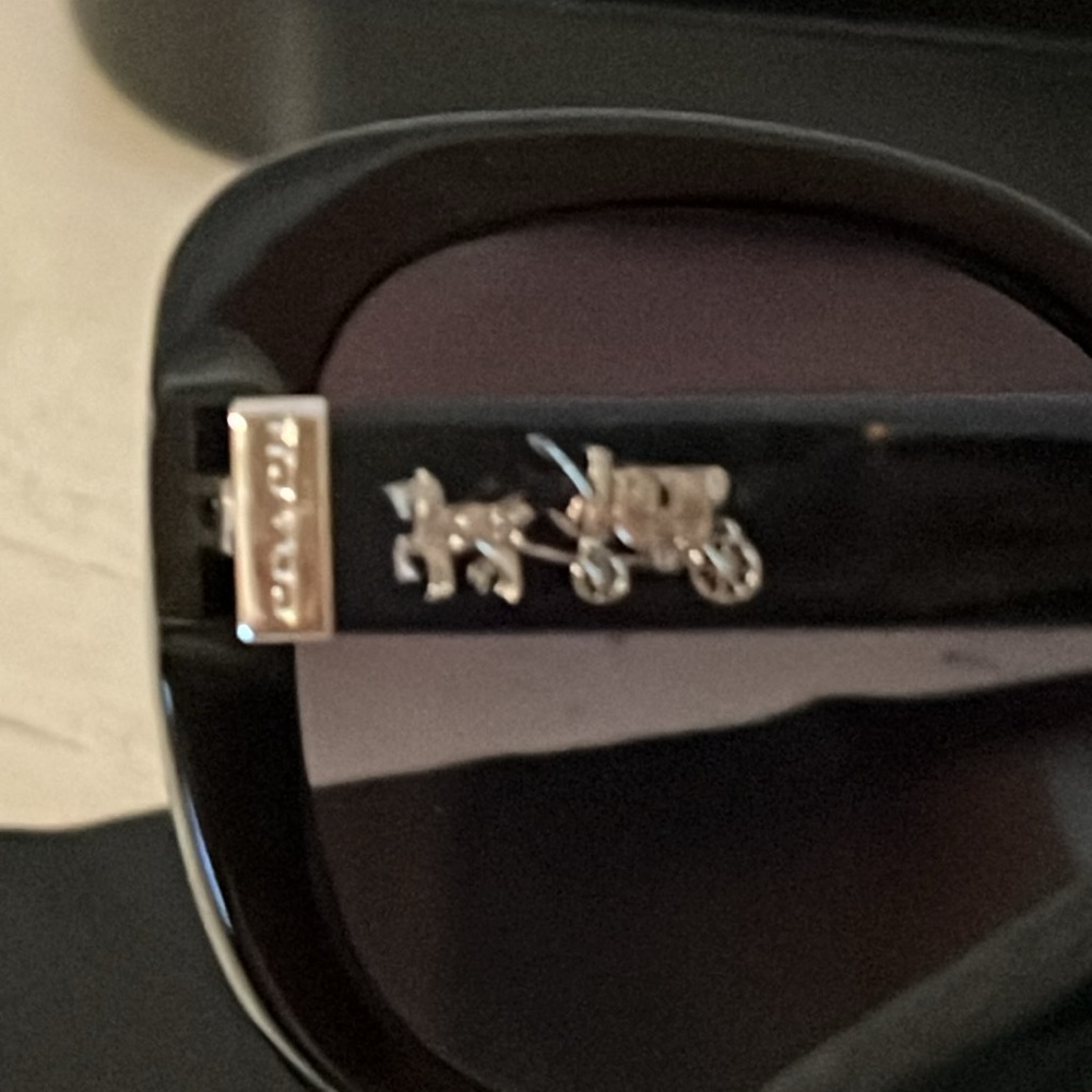 Coach HC8158 grey & black Gradient sunglasses - Picture 6 of 10